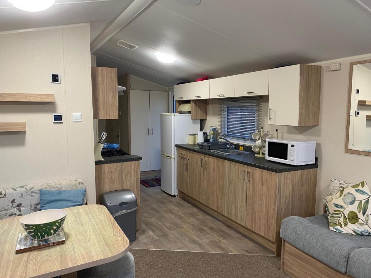 Willow Lodge Crowle  Экстерьер фото