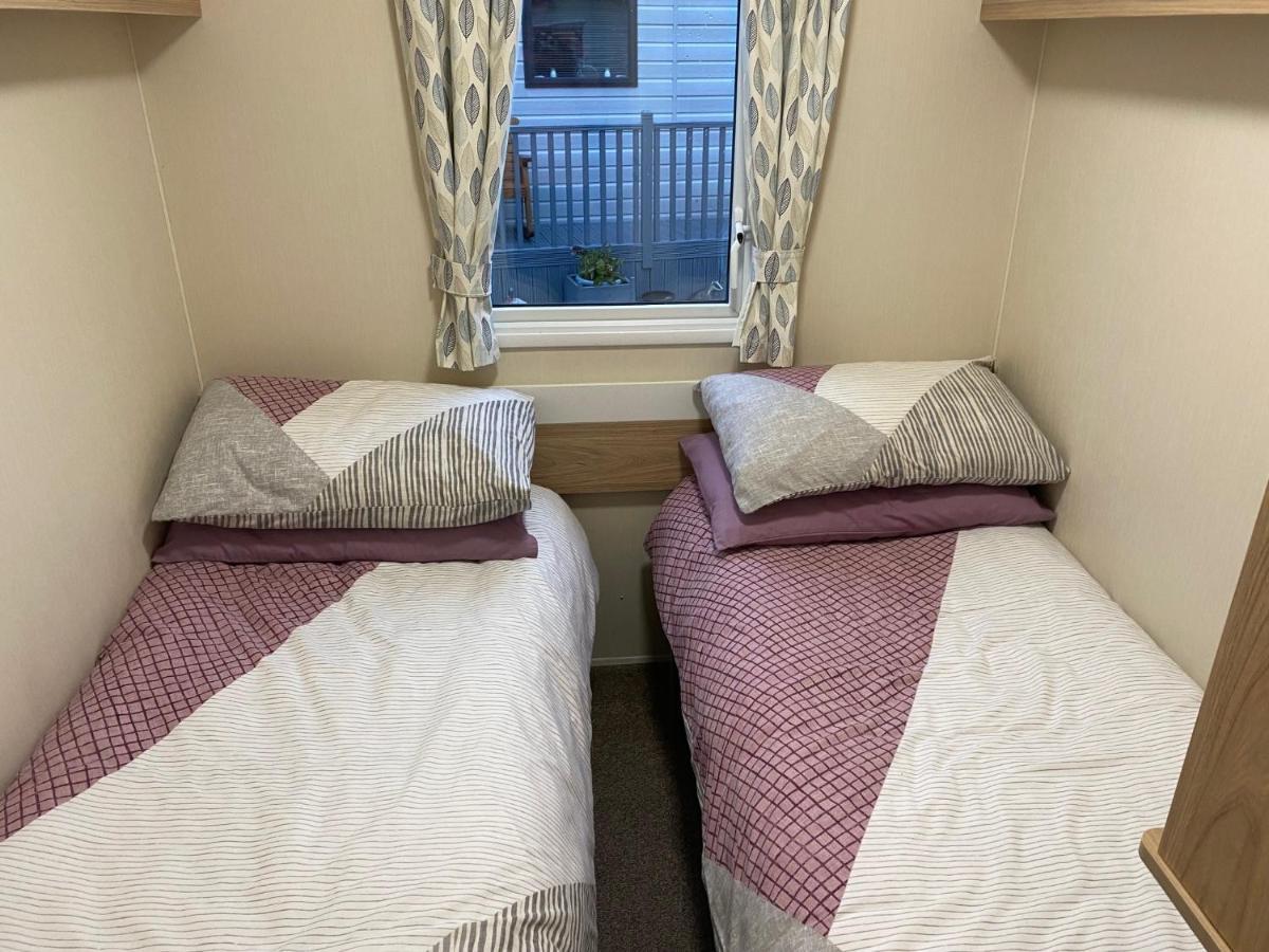 Willow Lodge Crowle  Экстерьер фото